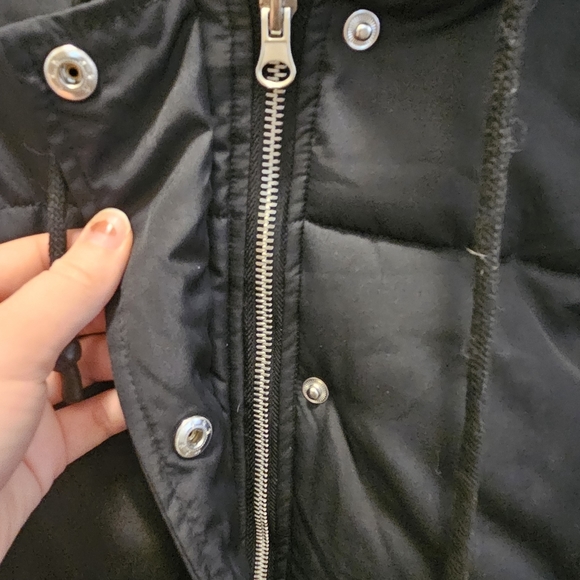 Size UK 10 or US 6 - Picture 3 of 4